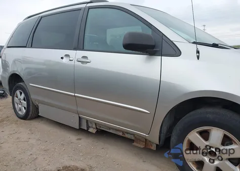 2005 Toyota Sienna Le из США, поврежденный, VIN 5TDZA23C05S321739